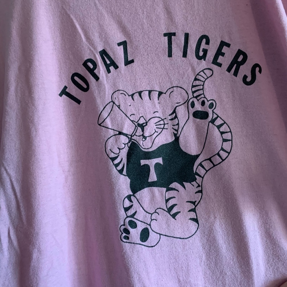 CUTE PINK VINTAGE TEE